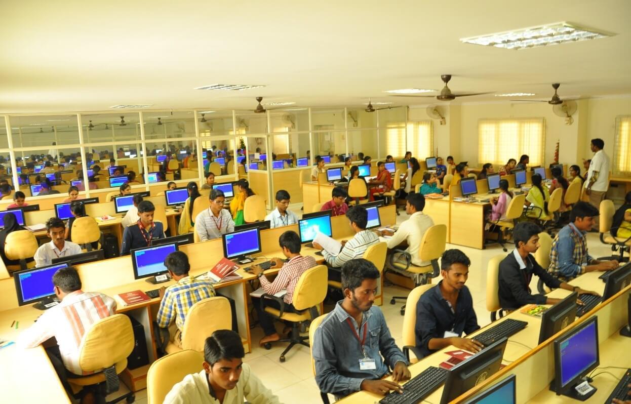 Vemu Institute of Technology Chittoor Computer Lab photo 5